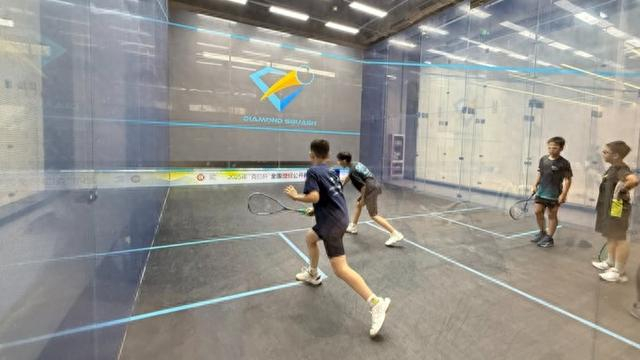 开云体育官网-她创业时没有人看好，现在却把这项小众运动卷出新高度|壁球|经慧|埃及|储阳|克拉_新浪体育_新浪新闻